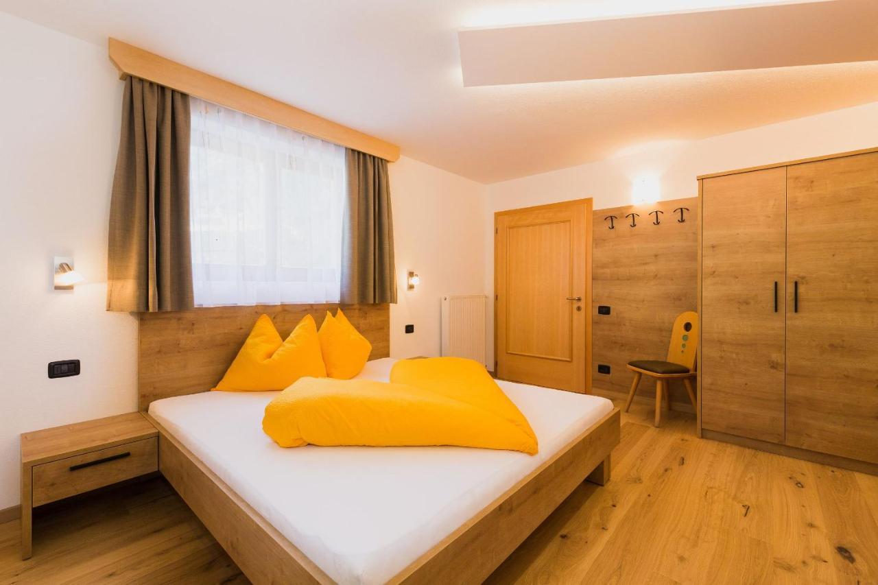 Gasthof Trausberg Corvara in Passiria Bagian luar foto