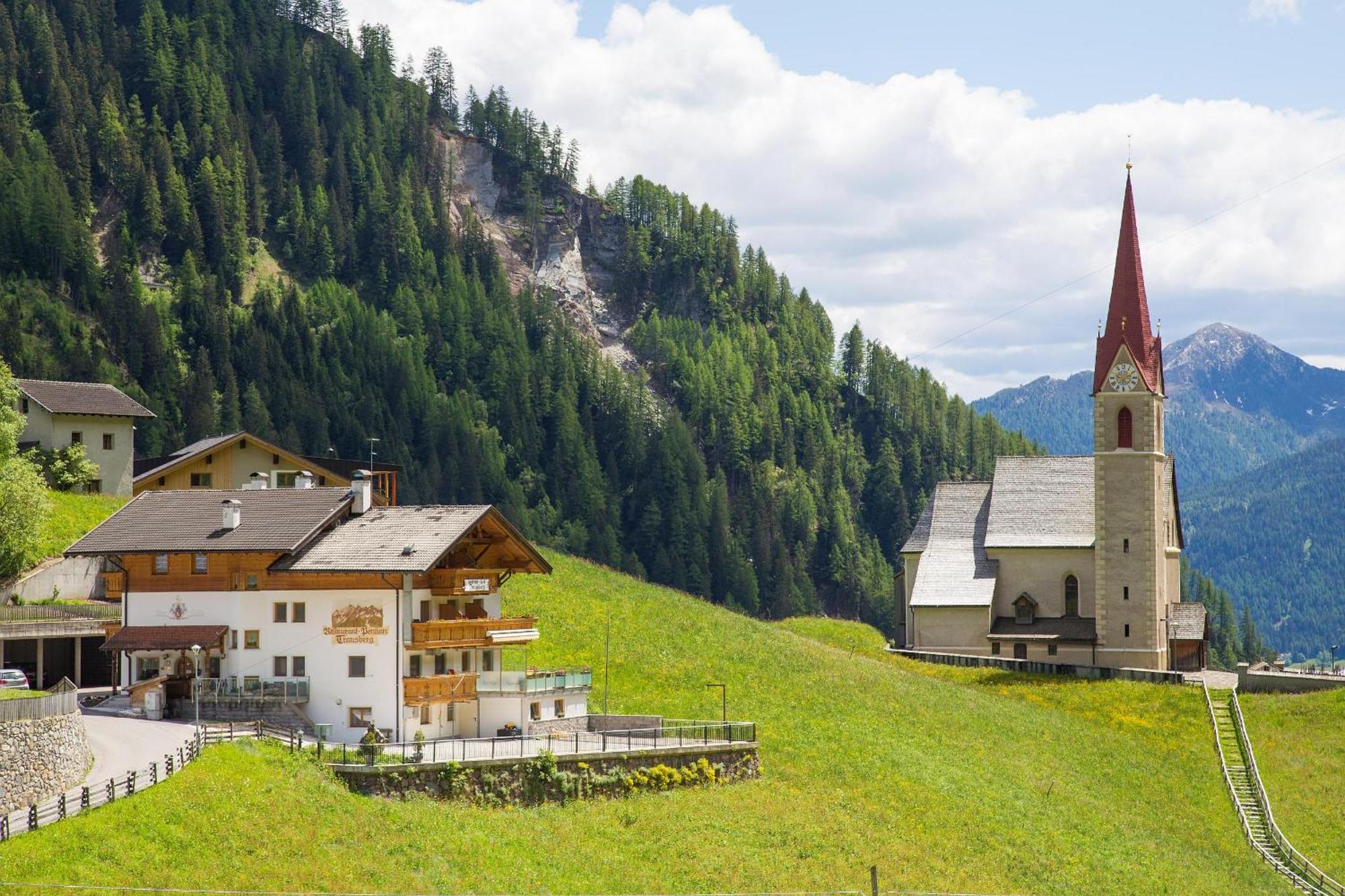 Gasthof Trausberg Corvara in Passiria Bagian luar foto