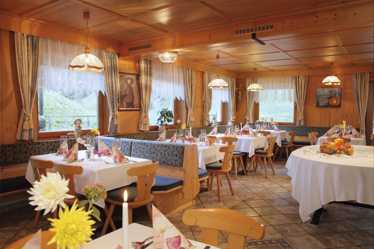 Gasthof Trausberg Corvara in Passiria Bagian luar foto