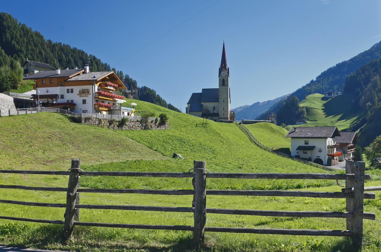 Gasthof Trausberg Corvara in Passiria Bagian luar foto